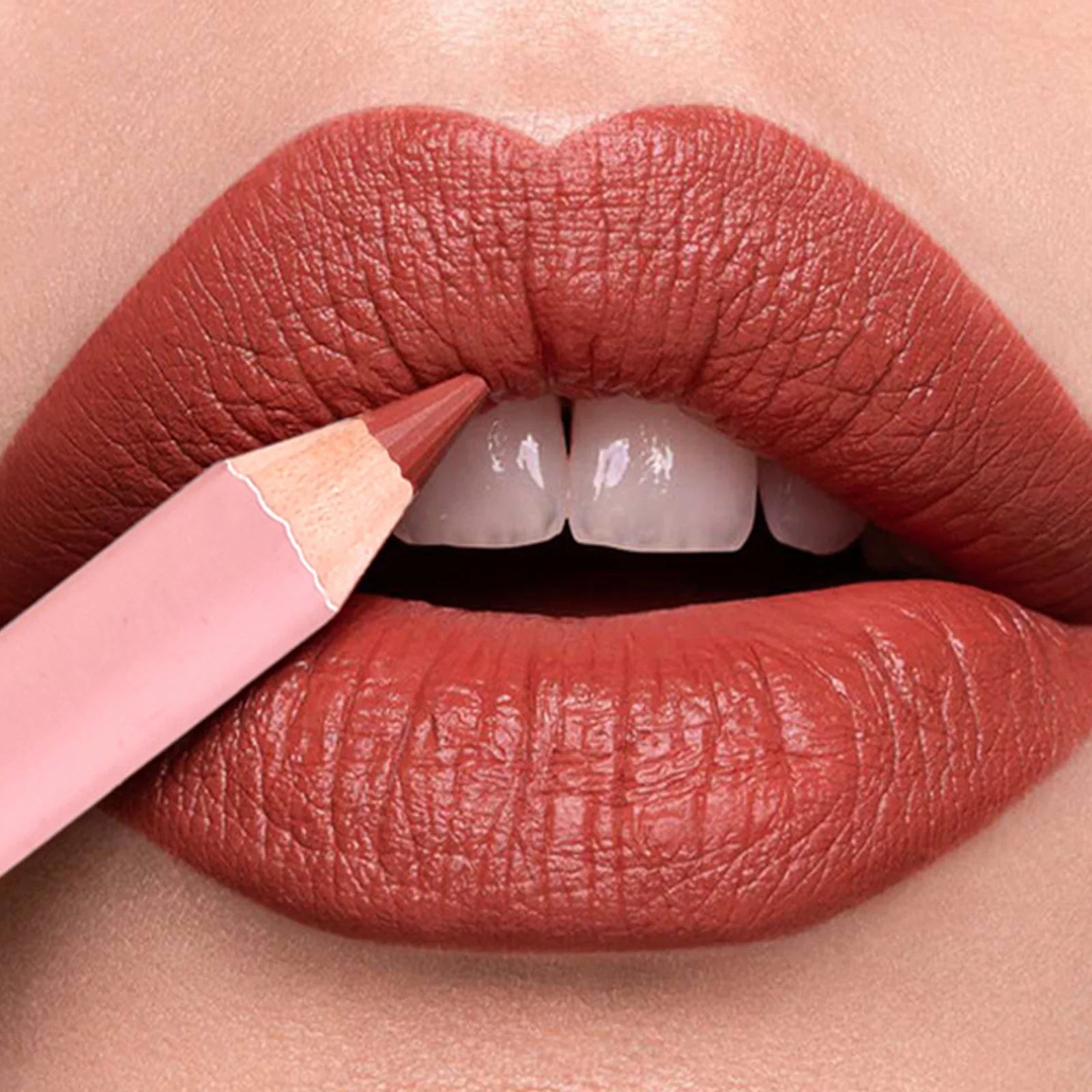 Yaslee Lipliner Set – 12 teintes mates, contour parfait & tenue longue durée
